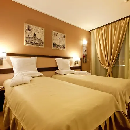Earth & People & - Free Parking & Swimming Pool 4* סופיה